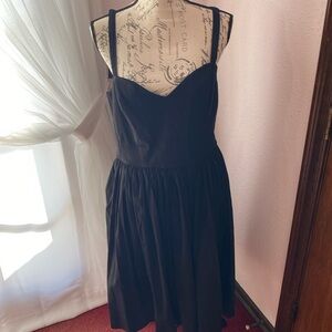 SWEETHEART SWING DRESS IN RAVEN BLACK - VIXEN BY MICHELINE PITT XL